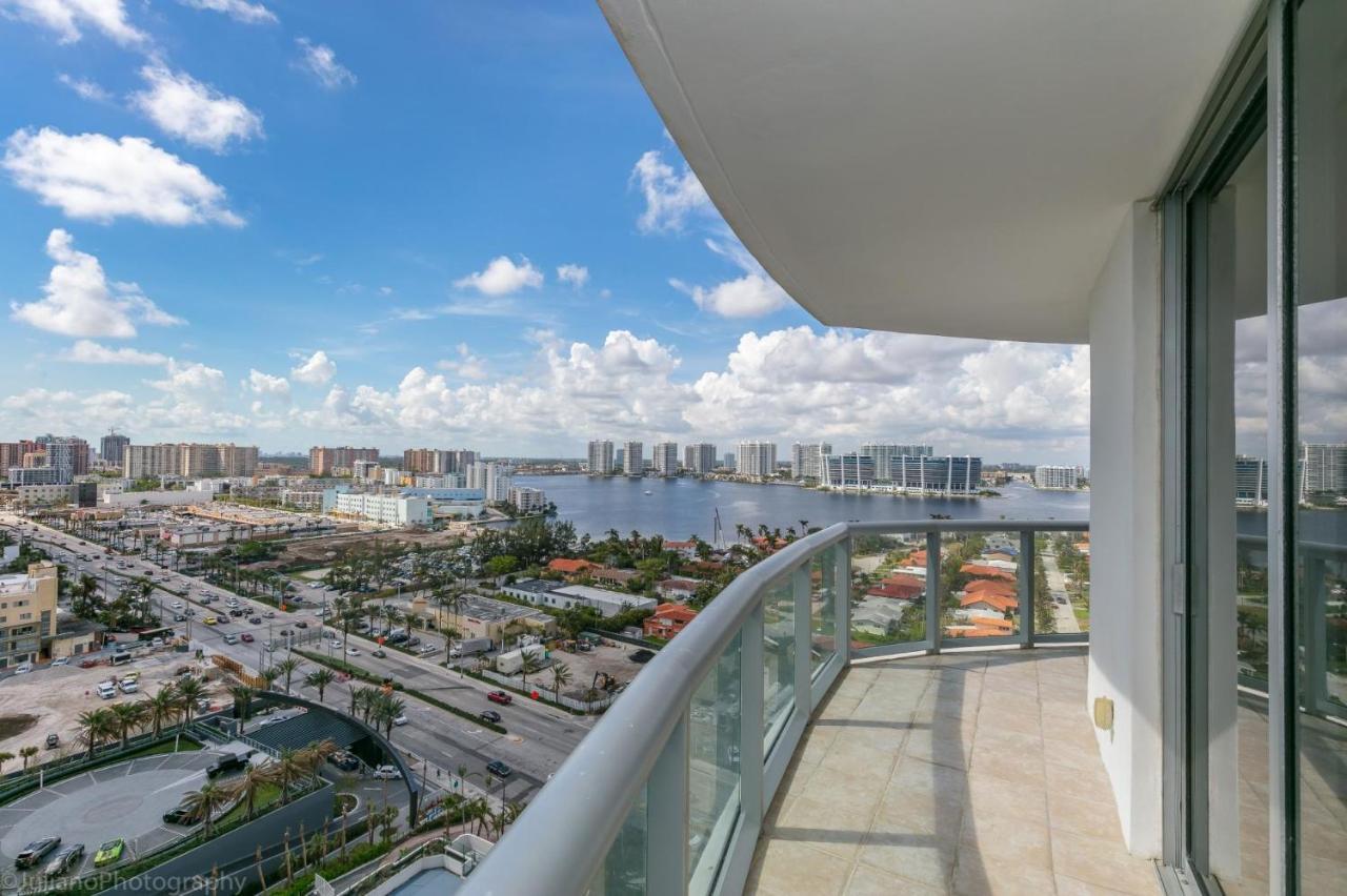 Ocean View 25Th Floor At Marenas Beach Resort By Ammosfl Miami Beach Zewnętrze zdjęcie